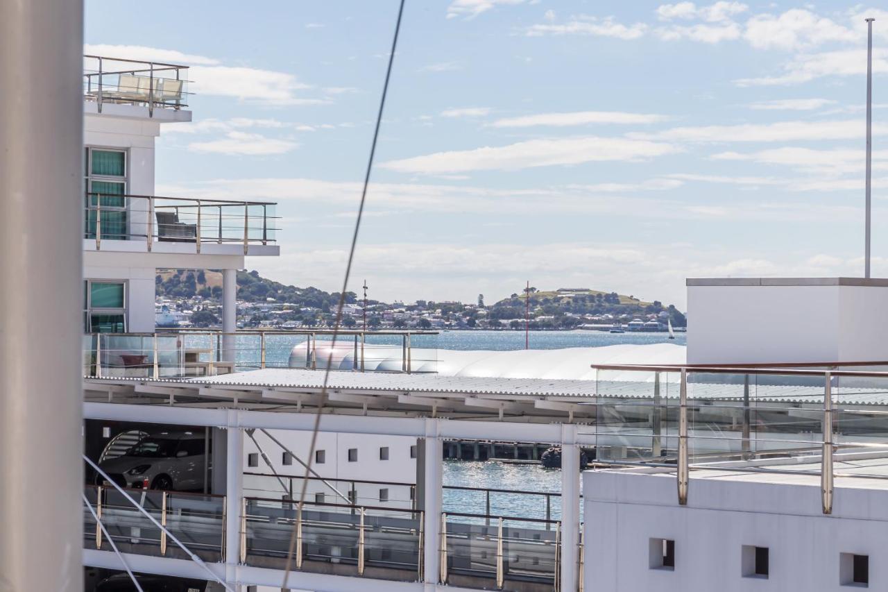Waterfront Two Bedroom Apartment; Great Location! Auckland Exteriör bild